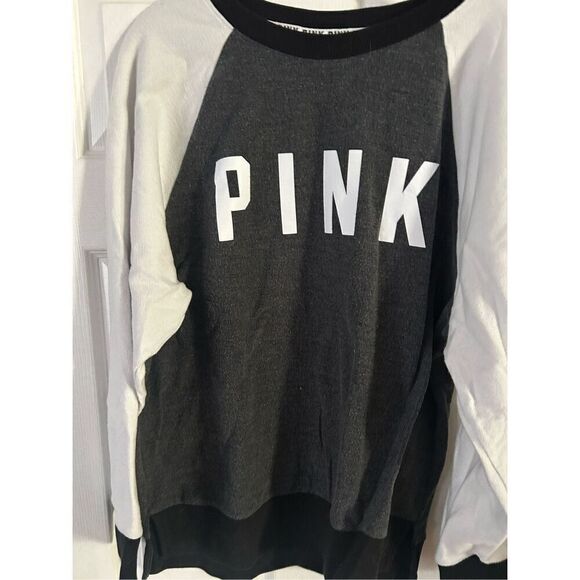 PINK Victoria's SecretWomen's Size Large Gray Sweatshirt - Picture 1 of 2